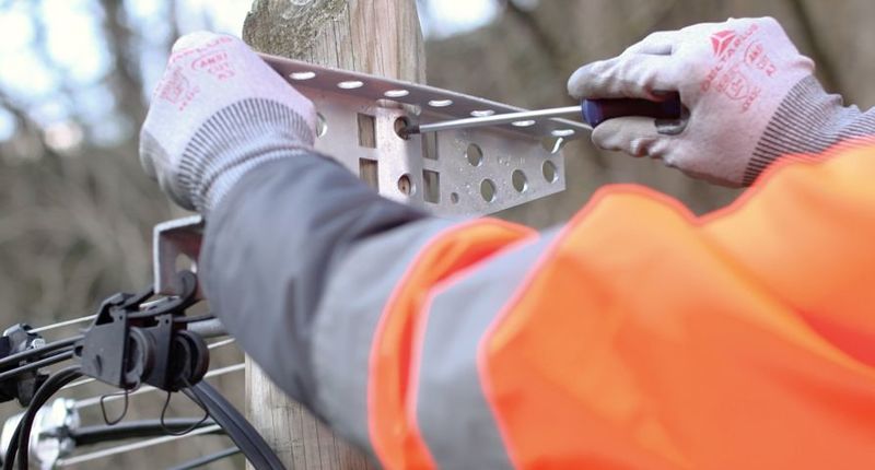 2-1-D_ploiement_sur_poteau_3_bois_Deploiement_poteau3_0